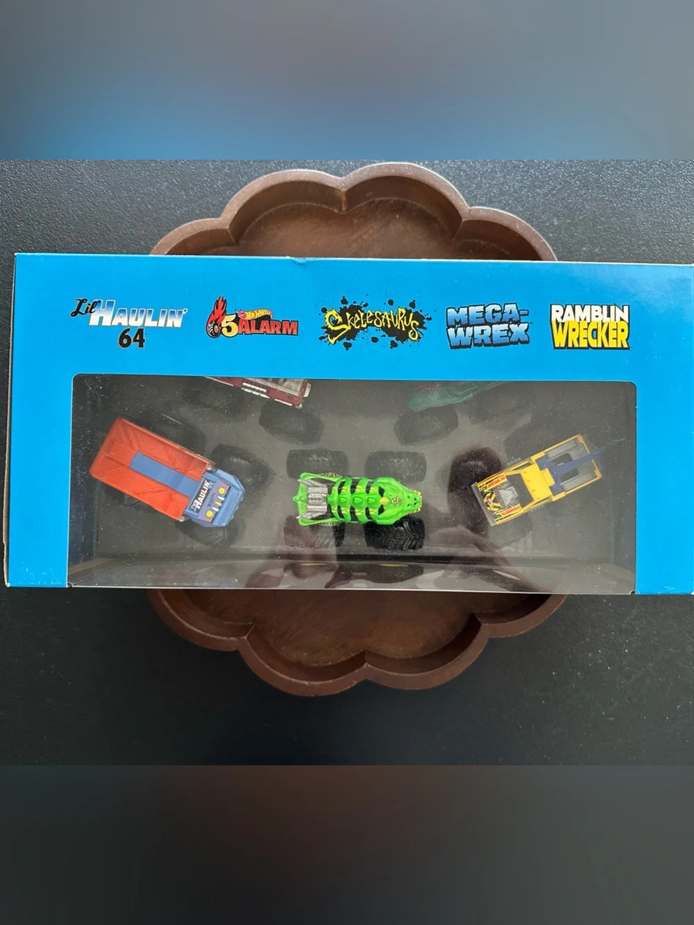 Mattel Hot Wheels Monster Trucks Crash Crew 5-Pack